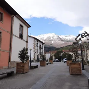 Guest house Ostatu, Zegama